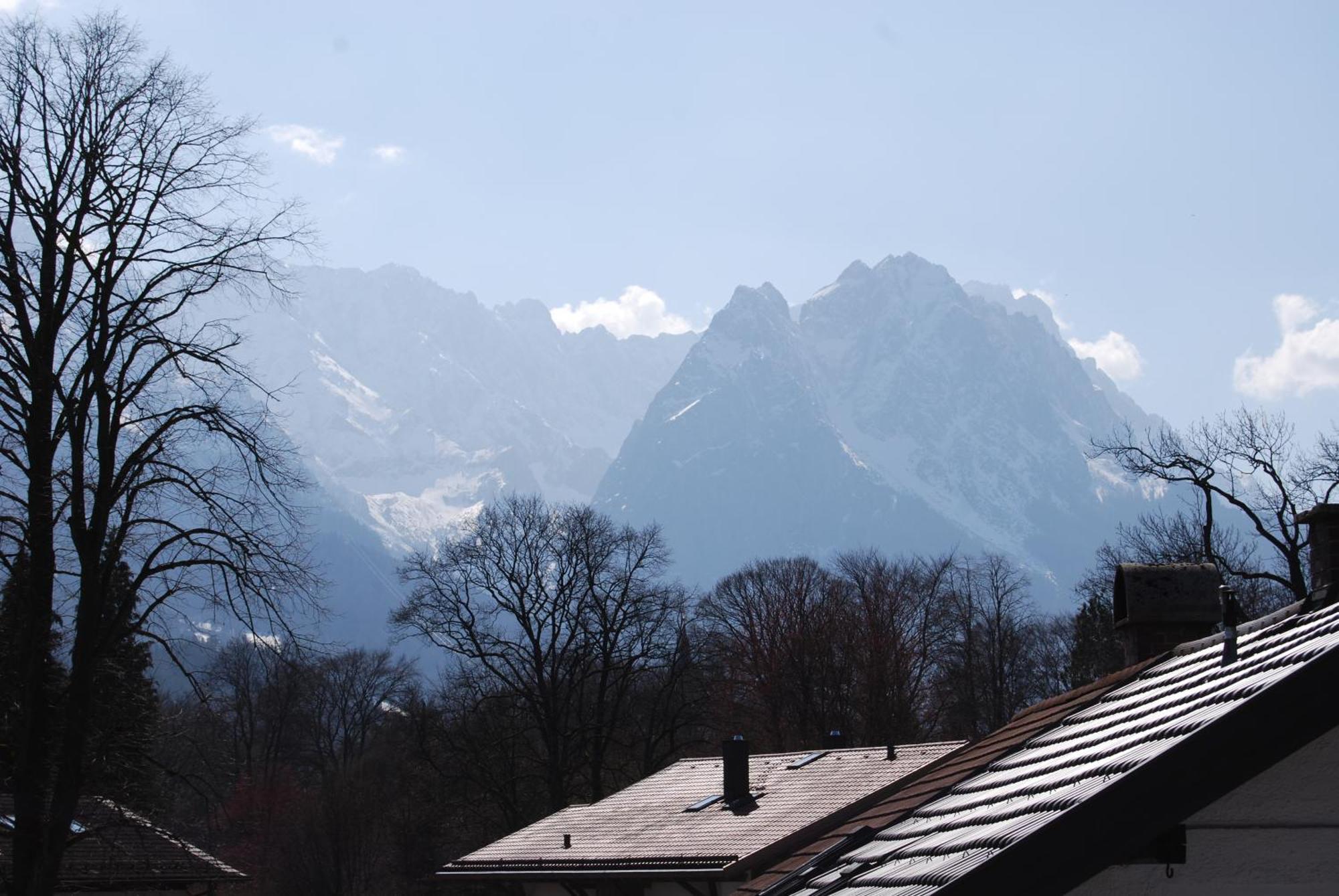 Parahotel Garmisch-Partenkirchen Bagian luar foto